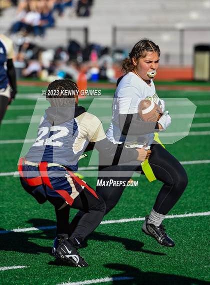 Thumbnail 1 in Dacula vs Sprayberry photogallery.