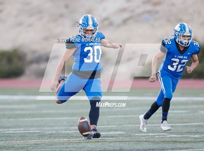 Thumbnail 3 in Hamilton vs El Camino Real (CIF LACS D2 Final) photogallery.