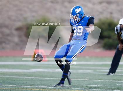 Thumbnail 1 in Hamilton vs El Camino Real (CIF LACS D2 Final) photogallery.