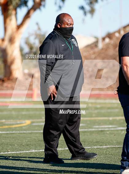 Thumbnail 2 in Hamilton vs El Camino Real (CIF LACS D2 Final) photogallery.