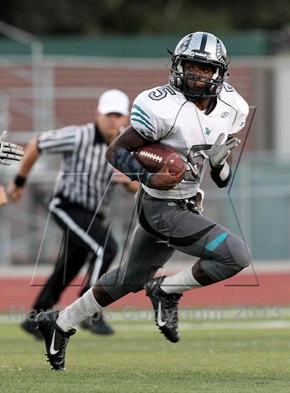 Thumbnail 2 in College Park vs. Deer Valley photogallery.