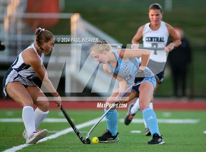 Thumbnail 3 in Midd-West vs. Central Columbia (PIAA D4 1A Quarterfinal) photogallery.