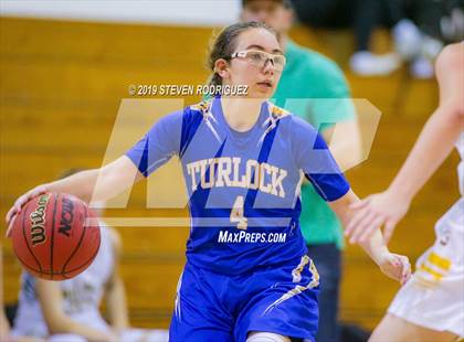 Thumbnail 2 in Turlock vs. Sonora  photogallery.