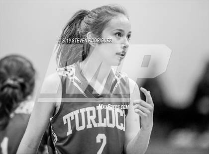 Thumbnail 3 in Turlock vs. Sonora  photogallery.