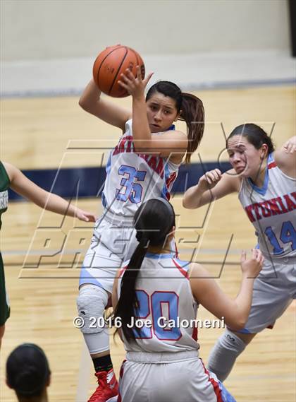 Thumbnail 3 in Incarnate Word vs Antonian Prep (Alamo Convocation Center) photogallery.