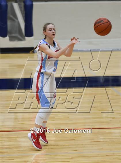 Thumbnail 3 in Incarnate Word vs Antonian Prep (Alamo Convocation Center) photogallery.