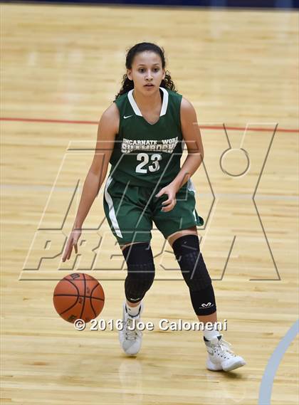 Thumbnail 2 in Incarnate Word vs Antonian Prep (Alamo Convocation Center) photogallery.