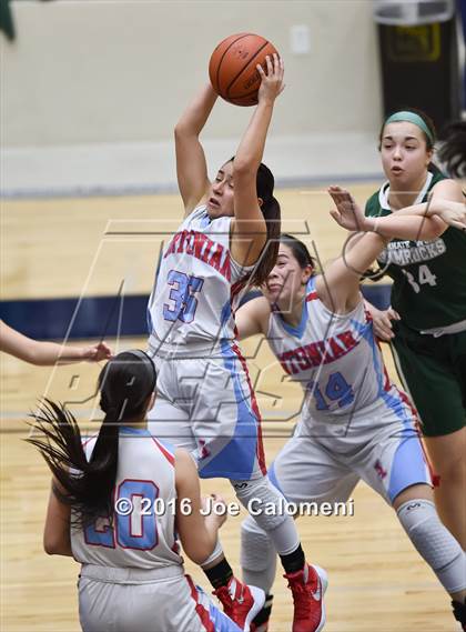 Thumbnail 2 in Incarnate Word vs Antonian Prep (Alamo Convocation Center) photogallery.