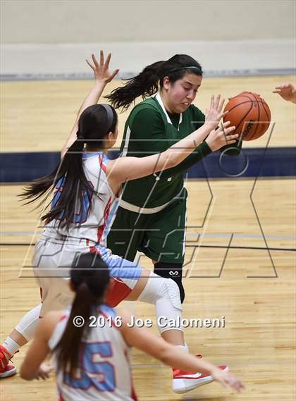 Thumbnail 2 in Incarnate Word vs Antonian Prep (Alamo Convocation Center) photogallery.