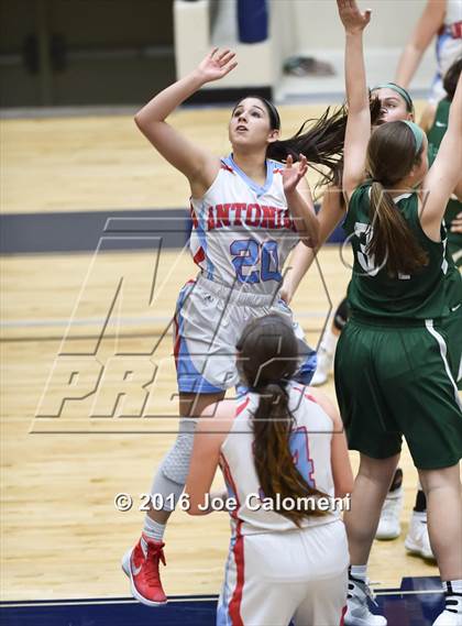 Thumbnail 2 in Incarnate Word vs Antonian Prep (Alamo Convocation Center) photogallery.