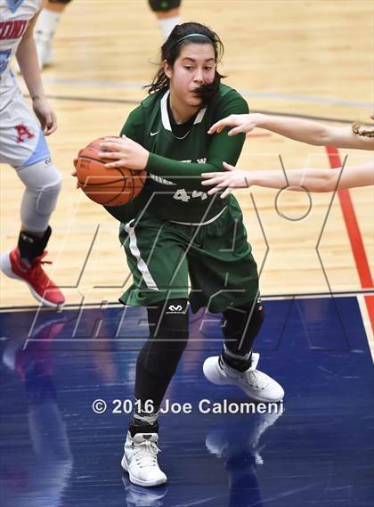 Thumbnail 3 in Incarnate Word vs Antonian Prep (Alamo Convocation Center) photogallery.