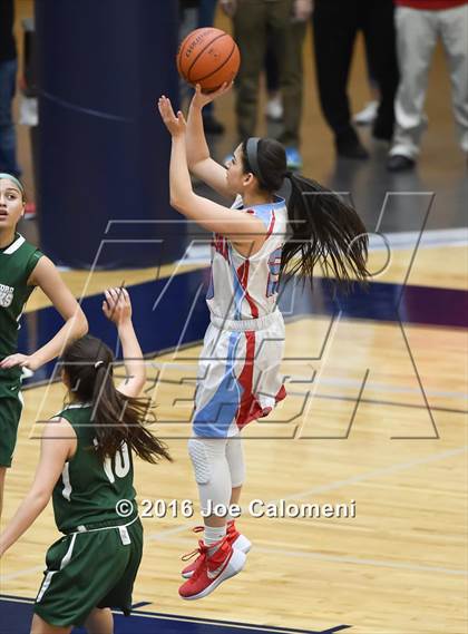 Thumbnail 3 in Incarnate Word vs Antonian Prep (Alamo Convocation Center) photogallery.