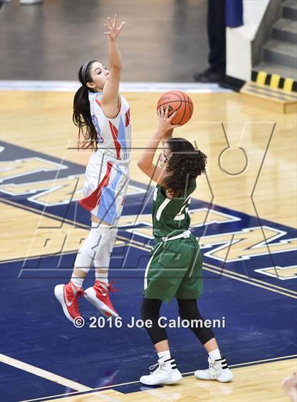 Thumbnail 3 in Incarnate Word vs Antonian Prep (Alamo Convocation Center) photogallery.