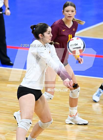Thumbnail 3 in Lutheran vs. Windsor CHSAA 4A 1st Round) photogallery.