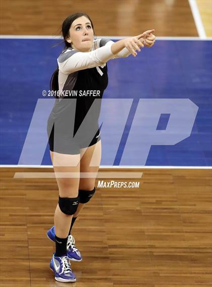 Thumbnail 2 in Flagler vs. La Veta  (CHSAA 1A Pool Play) photogallery.