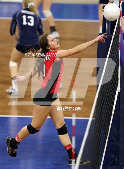 Thumbnail 2 in Flagler vs. La Veta  (CHSAA 1A Pool Play) photogallery.
