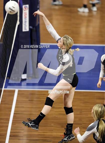 Thumbnail 1 in Flagler vs. La Veta  (CHSAA 1A Pool Play) photogallery.