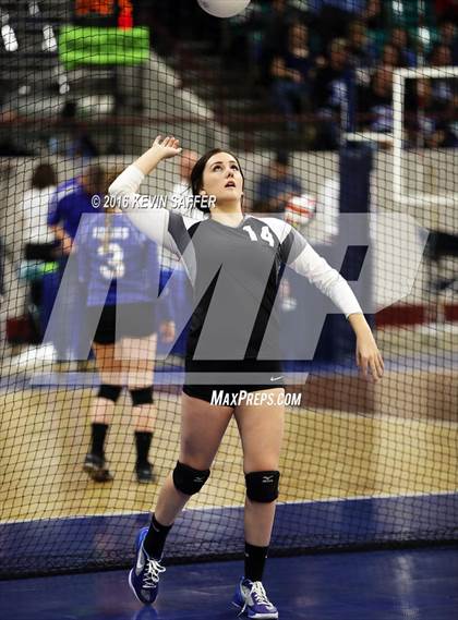 Thumbnail 2 in Flagler vs. La Veta  (CHSAA 1A Pool Play) photogallery.