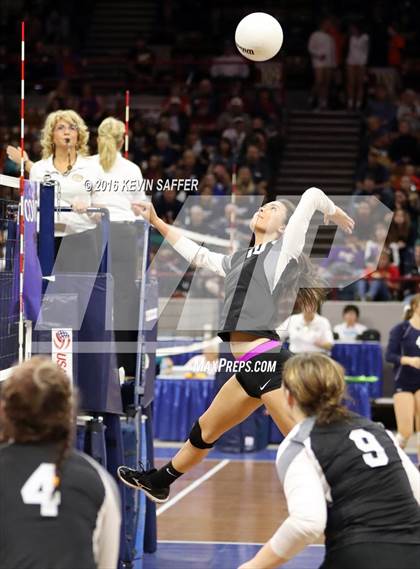 Thumbnail 1 in Flagler vs. La Veta  (CHSAA 1A Pool Play) photogallery.