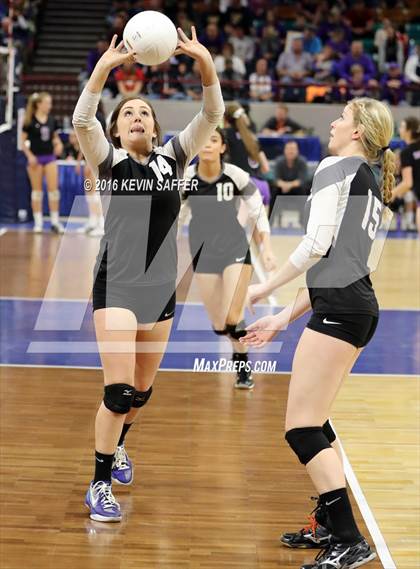 Thumbnail 3 in Flagler vs. La Veta  (CHSAA 1A Pool Play) photogallery.