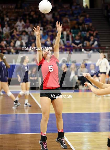 Thumbnail 3 in Flagler vs. La Veta  (CHSAA 1A Pool Play) photogallery.
