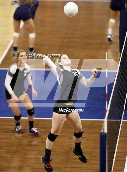 Thumbnail 2 in Flagler vs. La Veta  (CHSAA 1A Pool Play) photogallery.