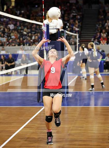 Thumbnail 2 in Flagler vs. La Veta  (CHSAA 1A Pool Play) photogallery.