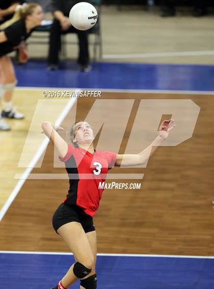 Thumbnail 2 in Flagler vs. La Veta  (CHSAA 1A Pool Play) photogallery.