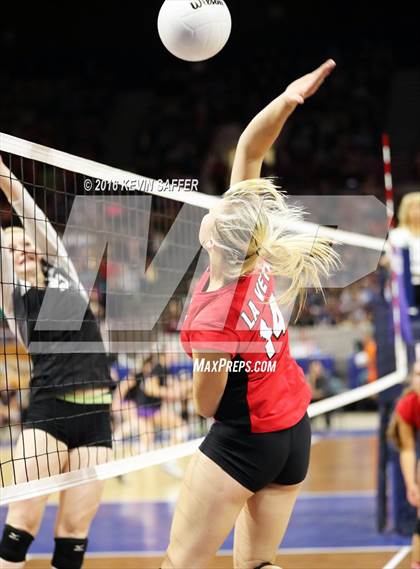 Thumbnail 3 in Flagler vs. La Veta  (CHSAA 1A Pool Play) photogallery.