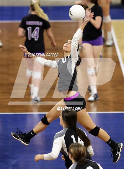 Thumbnail 3 in Flagler vs. La Veta  (CHSAA 1A Pool Play) photogallery.