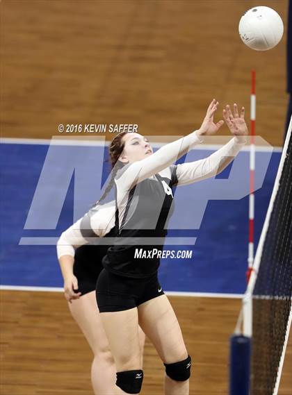 Thumbnail 3 in Flagler vs. La Veta  (CHSAA 1A Pool Play) photogallery.