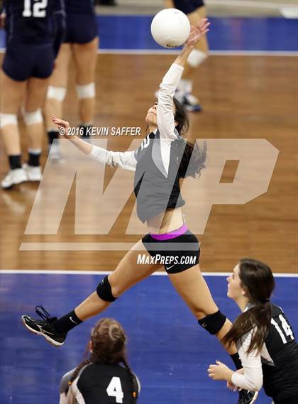 Thumbnail 3 in Flagler vs. La Veta  (CHSAA 1A Pool Play) photogallery.