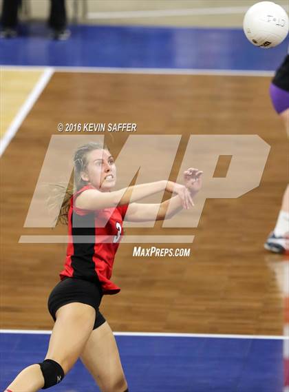 Thumbnail 3 in Flagler vs. La Veta  (CHSAA 1A Pool Play) photogallery.