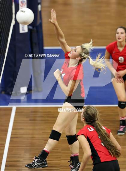 Thumbnail 3 in Flagler vs. La Veta  (CHSAA 1A Pool Play) photogallery.
