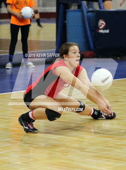 Thumbnail 2 in Flagler vs. La Veta  (CHSAA 1A Pool Play) photogallery.
