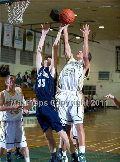 Thumbnail 2 in Saugus @ Santa Barbara photogallery.