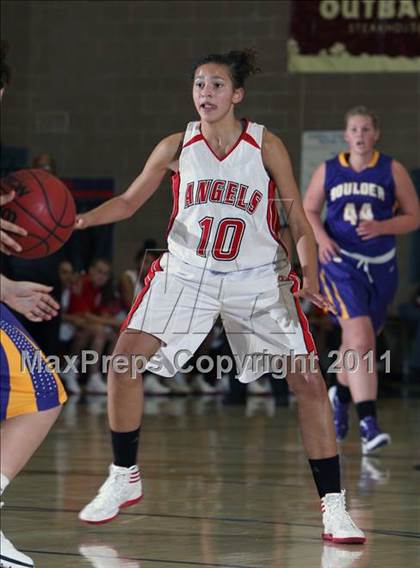 Thumbnail 1 in Boulder vs. Denver East (Battle at the Ridge Tourney) photogallery.