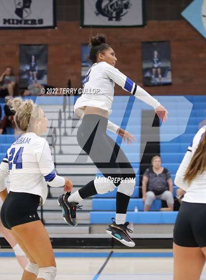 Thumbnail 2 in Bingham @ West Jordan photogallery.