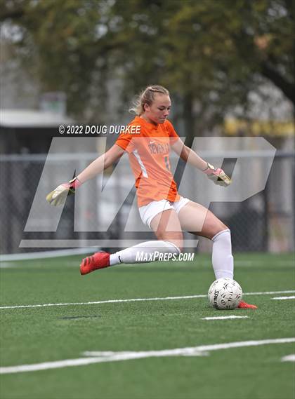 Thumbnail 3 in Seven Lakes vs. Memorial photogallery.