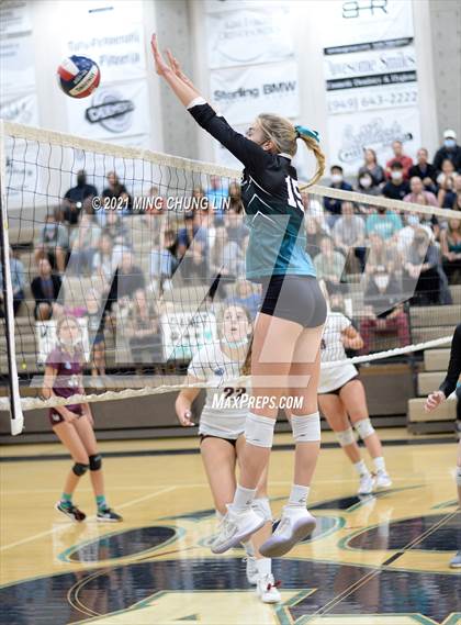 Thumbnail 2 in Laguna Beach @ Aliso Niguel (CIF SS D2 Quarterfinal) photogallery.