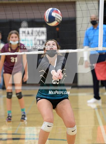 Thumbnail 3 in Laguna Beach @ Aliso Niguel (CIF SS D2 Quarterfinal) photogallery.