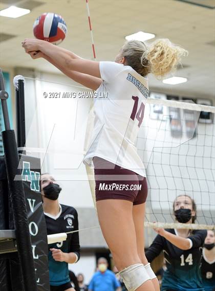 Thumbnail 1 in Laguna Beach @ Aliso Niguel (CIF SS D2 Quarterfinal) photogallery.