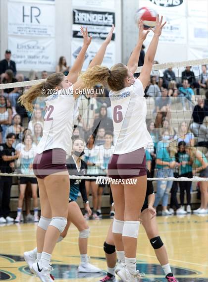 Thumbnail 2 in Laguna Beach @ Aliso Niguel (CIF SS D2 Quarterfinal) photogallery.
