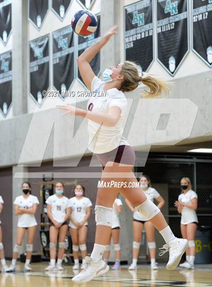 Thumbnail 2 in Laguna Beach @ Aliso Niguel (CIF SS D2 Quarterfinal) photogallery.