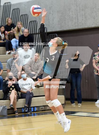 Thumbnail 1 in Laguna Beach @ Aliso Niguel (CIF SS D2 Quarterfinal) photogallery.