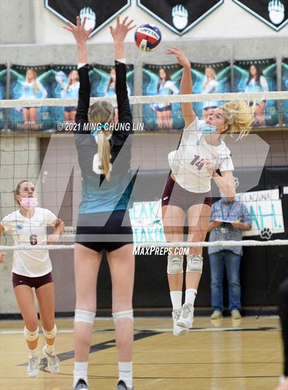 Thumbnail 3 in Laguna Beach @ Aliso Niguel (CIF SS D2 Quarterfinal) photogallery.