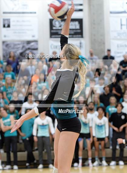 Thumbnail 1 in Laguna Beach @ Aliso Niguel (CIF SS D2 Quarterfinal) photogallery.