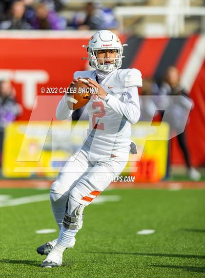Thumbnail 2 in Lehi vs. Timpview (UHSAA 5A Final) photogallery.