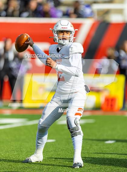 Thumbnail 3 in Lehi vs. Timpview (UHSAA 5A Final) photogallery.