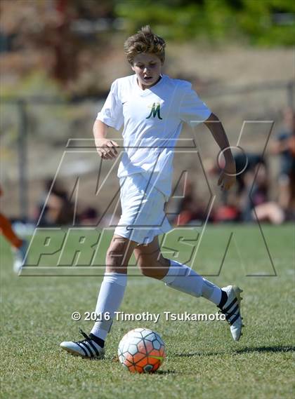Thumbnail 2 in Douglas @ Bishop Manogue photogallery.